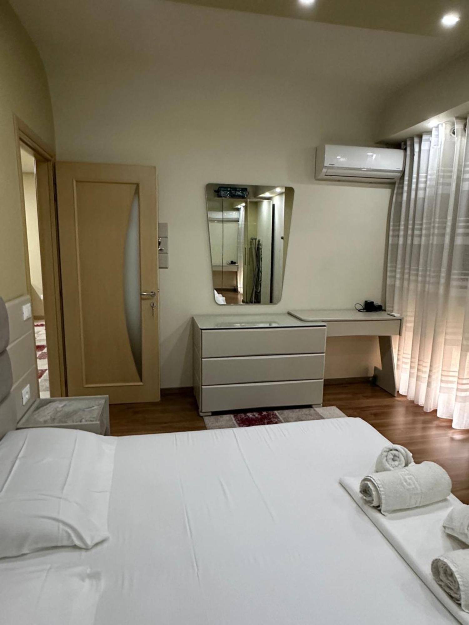 Kevin'S Apartment Delijorgj ติรานา ภายนอก รูปภาพ